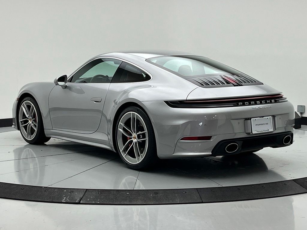 Thumbnail: 2025 Porsche 911 - 3