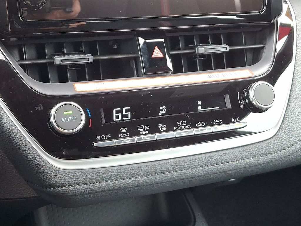 Thumbnail: 2025 Toyota Corolla - 16