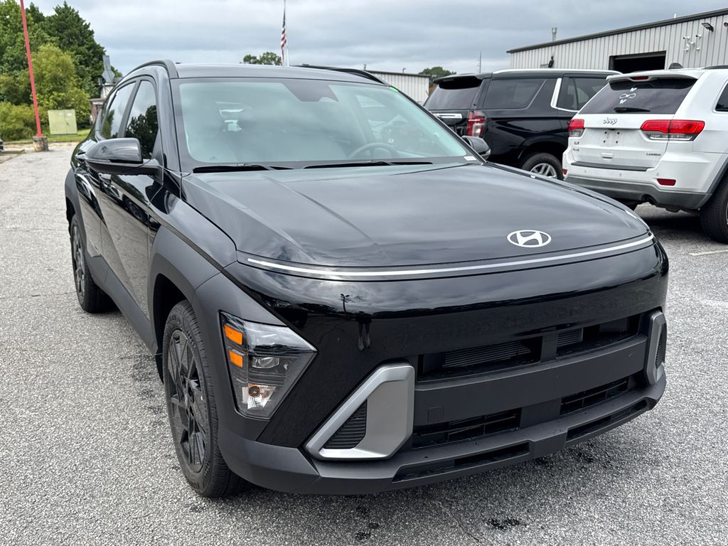 2026 Hyundai Kona SEL photo 5