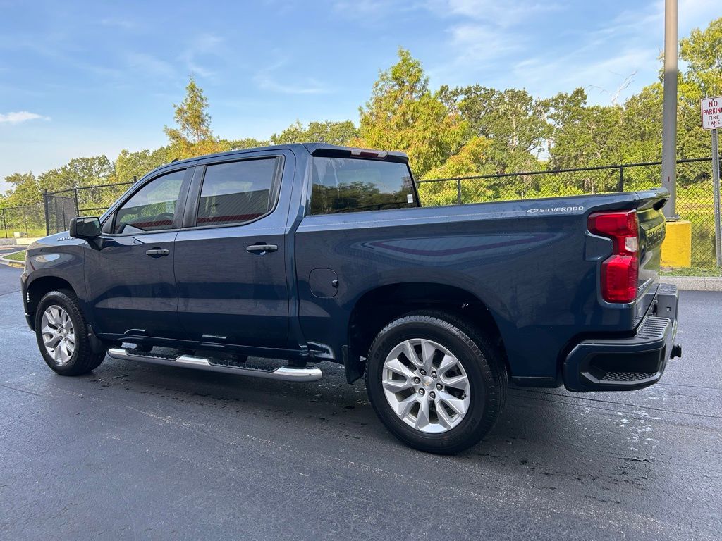 Thumbnail: 2022 Chevrolet Silverado 1500 - 3