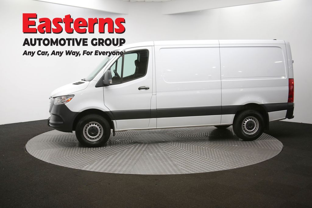 Used 2019 White Freightliner Base image 54