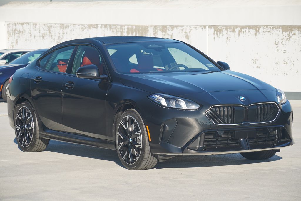 Thumbnail: 2026 BMW 2 Series - 3