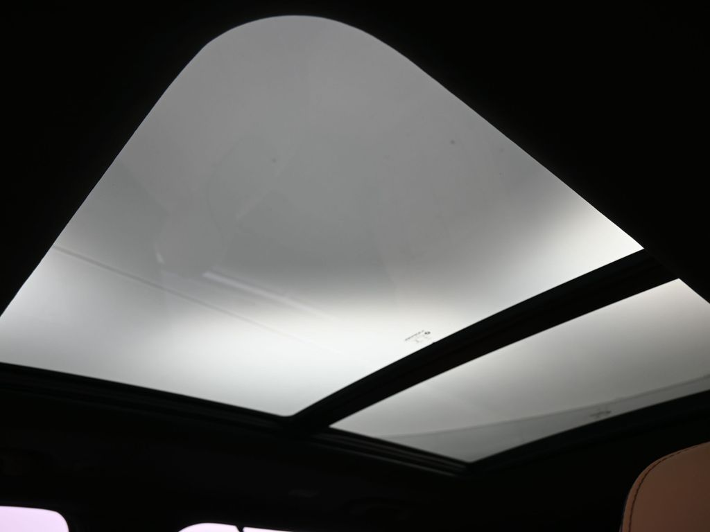 New 2026 Bright White Clearcoat Jeep Summit image 24