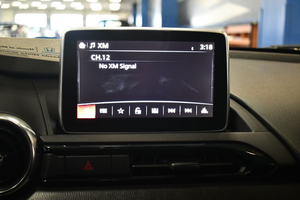 Thumbnail: 2016 Mazda MX-5 Miata - 21