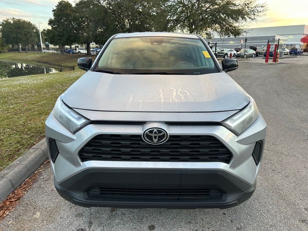 Thumbnail: 2024 Toyota RAV4 - 8