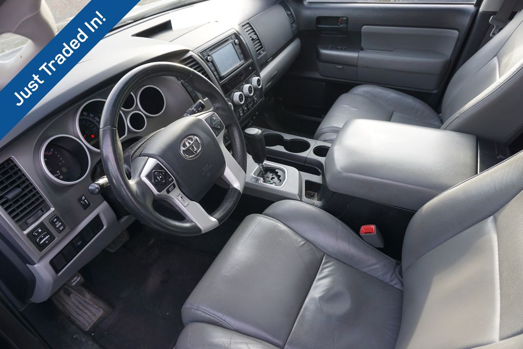 2015 Toyota Sequoia SR5 4