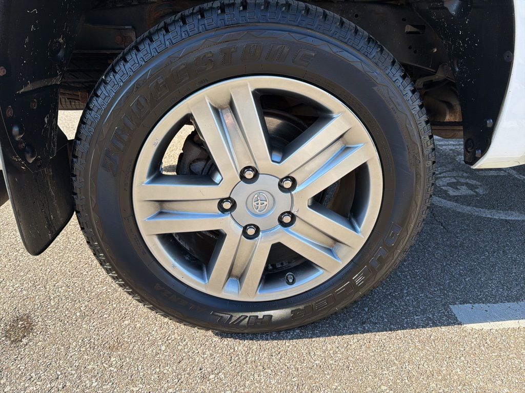 Thumbnail: 2012 Toyota Tundra - 11