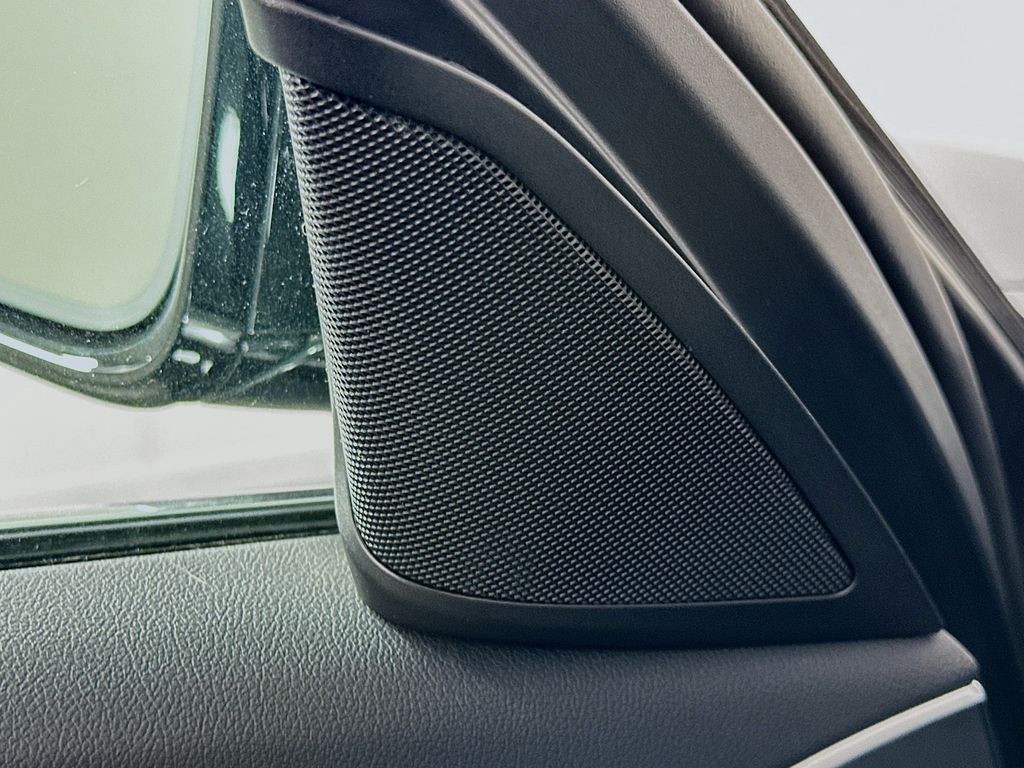 Thumbnail: 2023 BMW 5 Series - 19