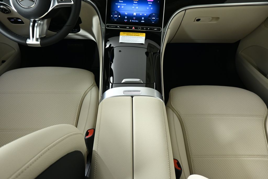 Thumbnail: 2026 Mercedes-Benz GLC - 18