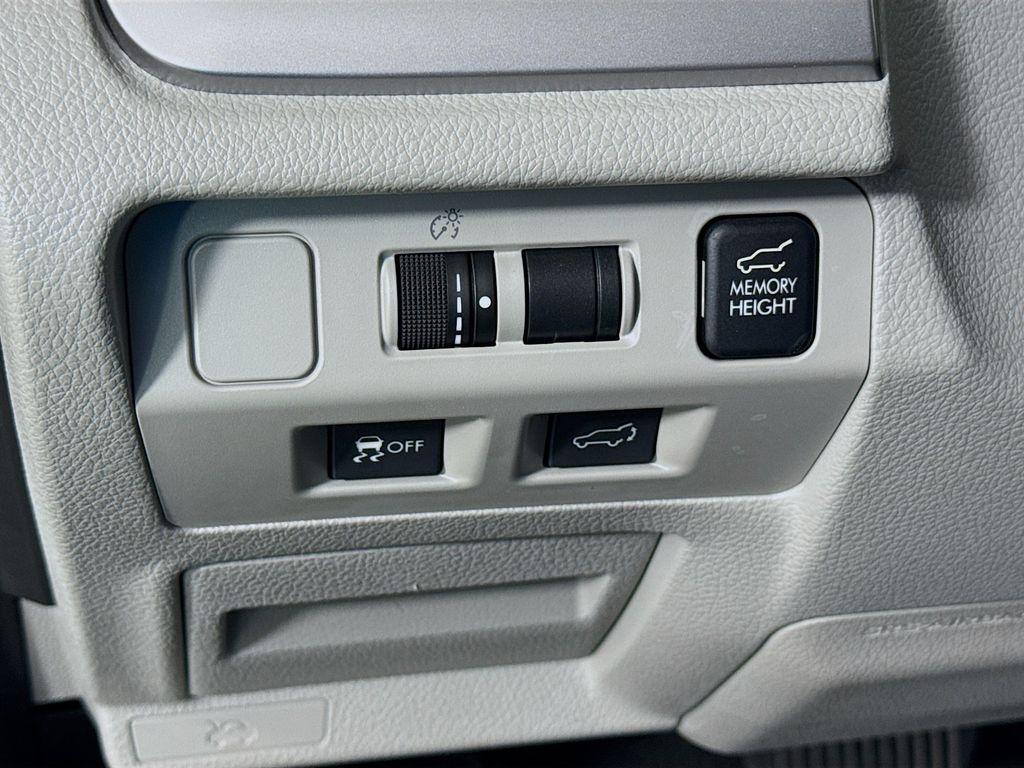 Thumbnail: 2016 Subaru Forester - 10