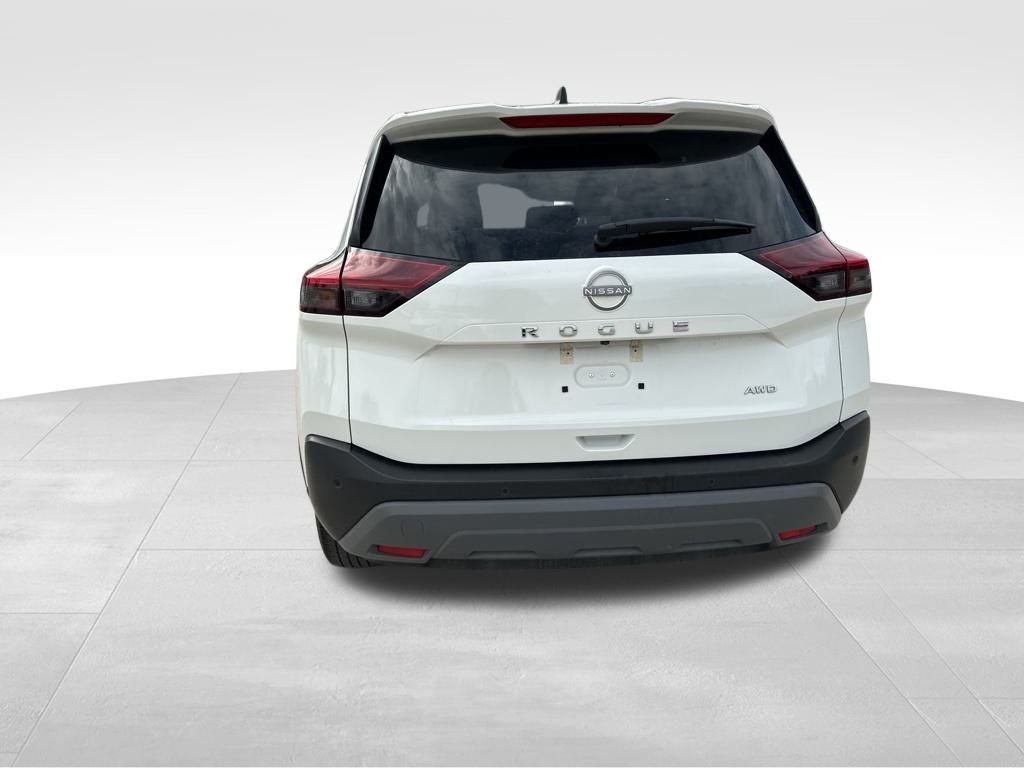 2023 Nissan Rogue S 8