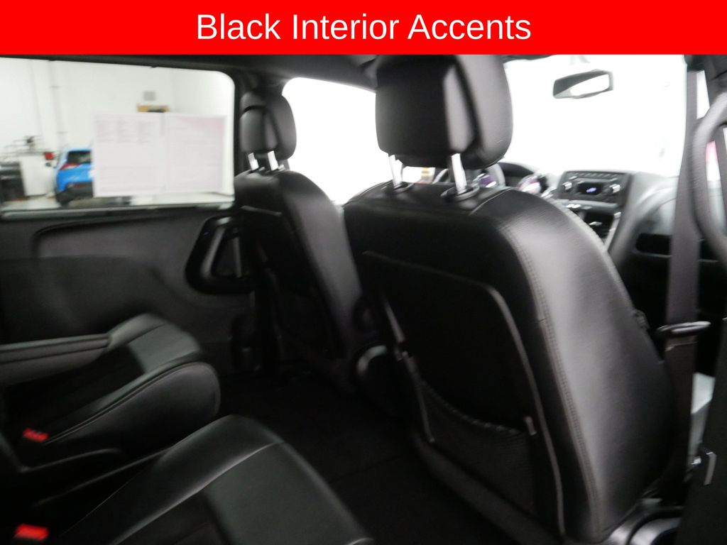 Used 2015 Dodge Grand Caravan Van