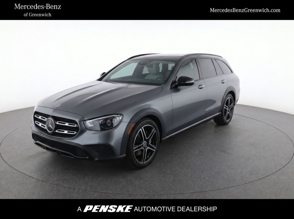 Thumbnail: 2022 Mercedes-Benz E-Class - 1