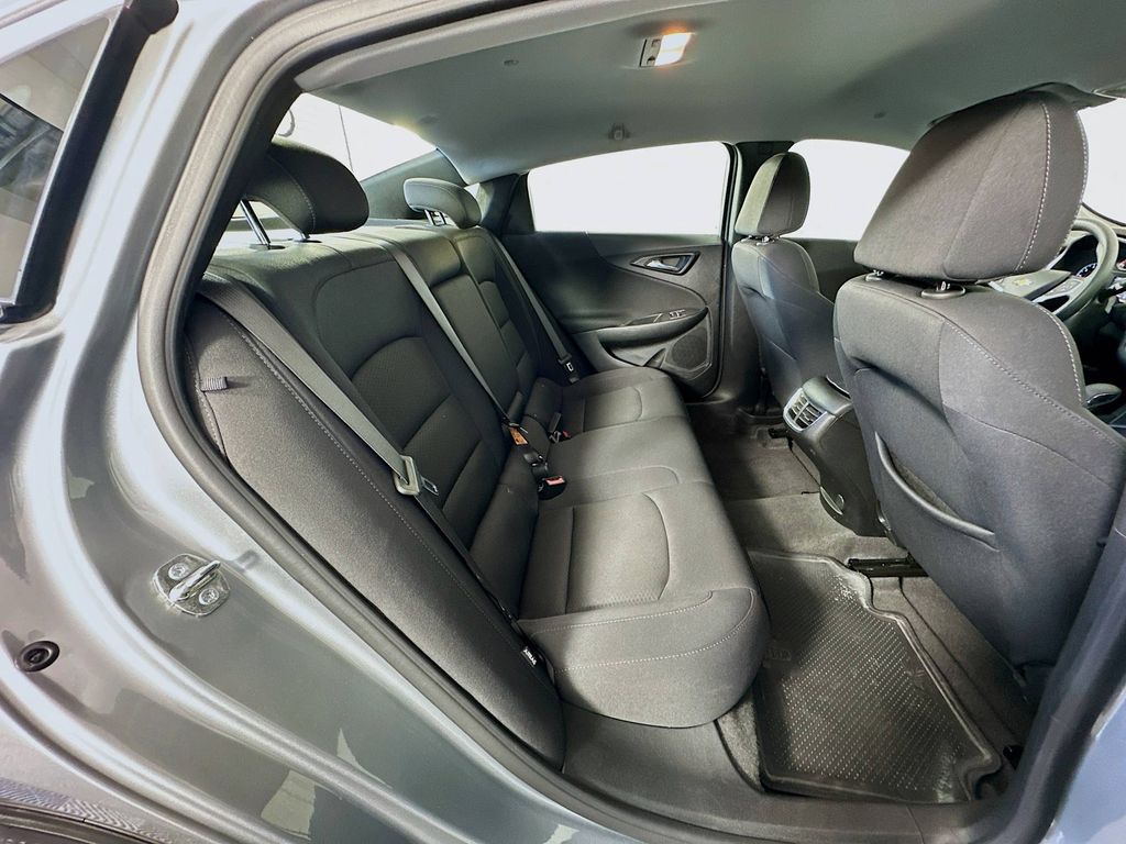 Thumbnail: 2024 Chevrolet Malibu - 26