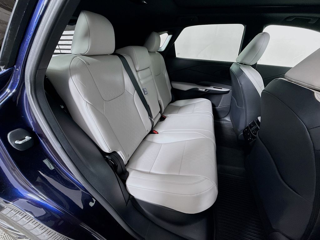 Thumbnail: 2023 Lexus RX - 29