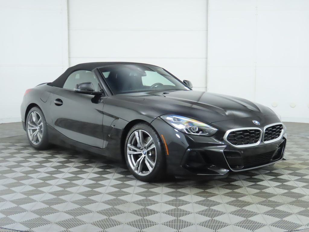 Thumbnail: 2023 BMW Z4 - 11