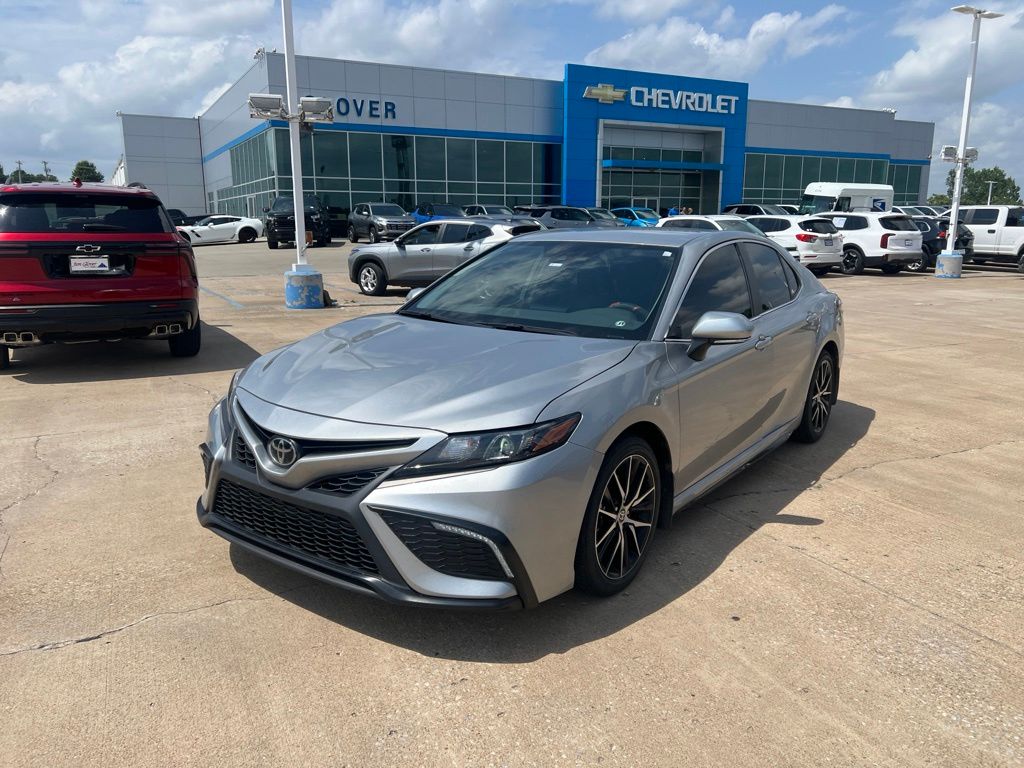 Celestial Silver Metallic 2023 Toyota Camry Sedan Front-Wheel Drive 8-Speed Automatic