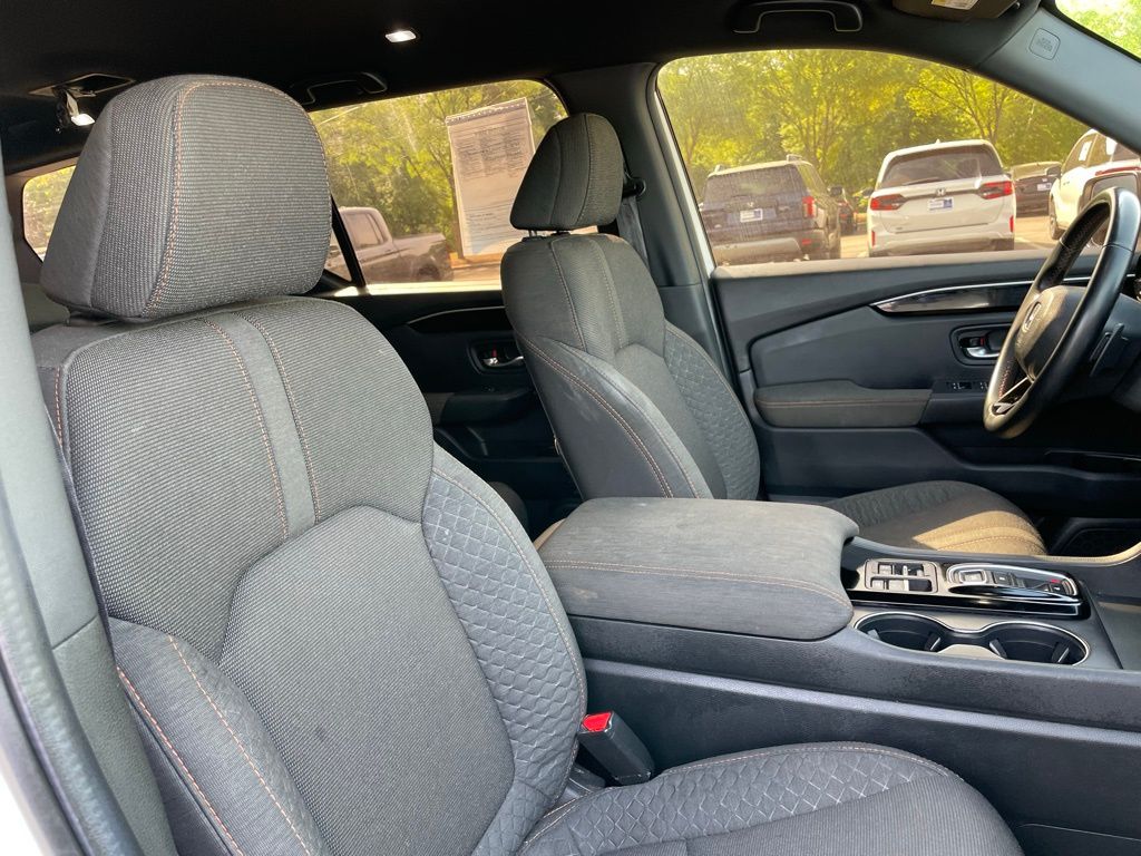 Thumbnail: 2025 Honda Pilot - 31