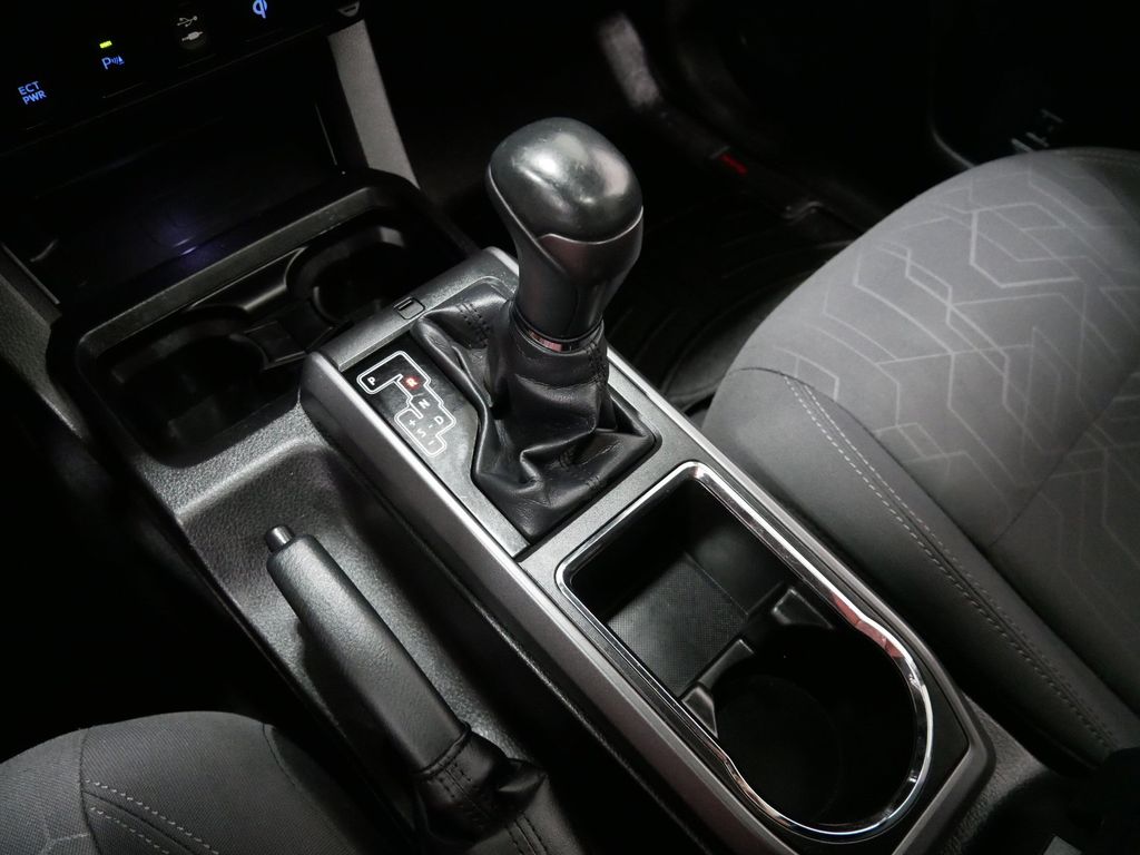 Used 2016 Toyota Tacoma Truck