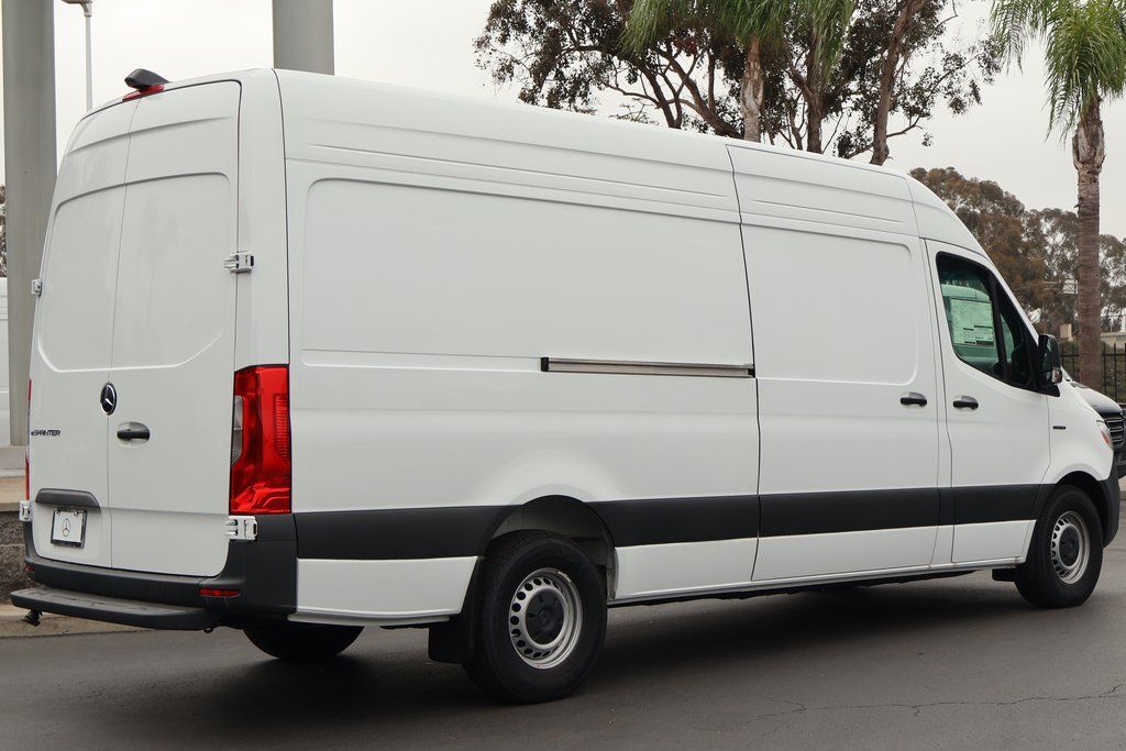 Thumbnail: 2025 Mercedes-Benz eSprinter - 2