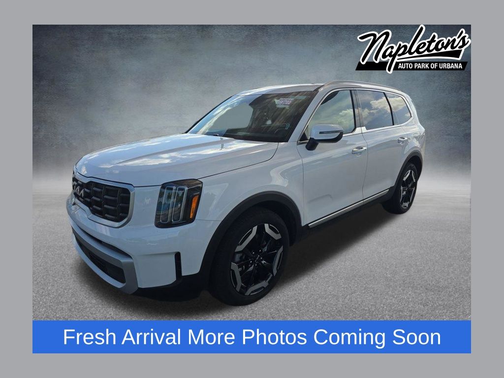 Glacial White Pearl 2025 Kia Telluride S AWD SUV / Crossover All-Wheel Drive 8-Speed Automatic