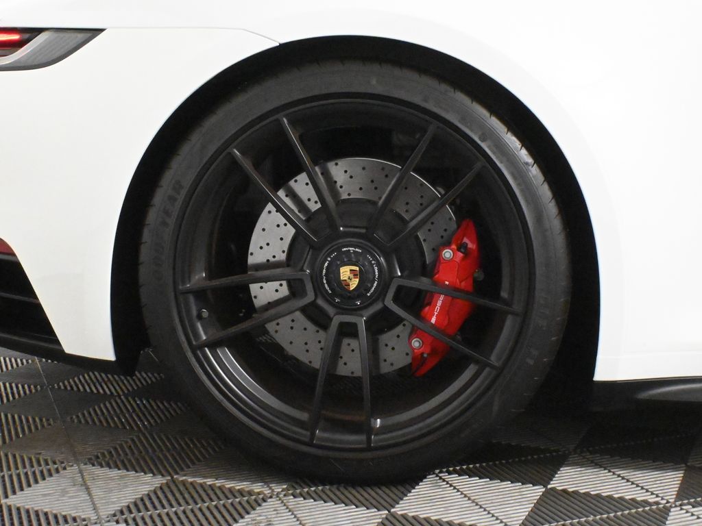 Thumbnail: 2022 Porsche 911 - 12