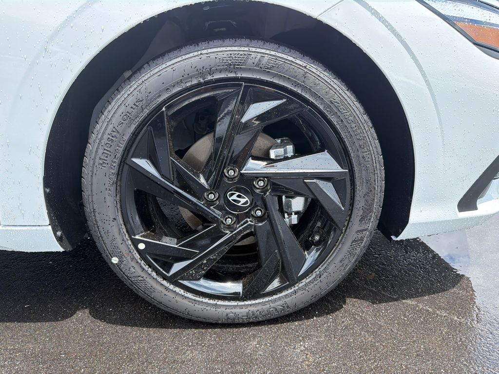 New 2026 White Hyundai SEL Sport image 13