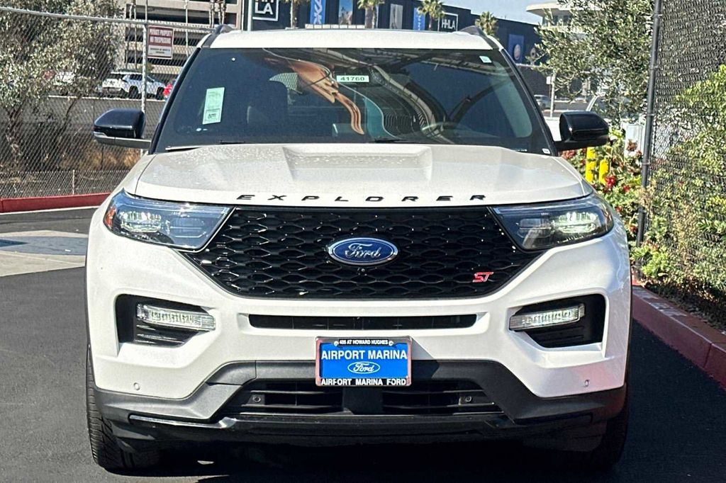 2022 Ford Explorer ST 11