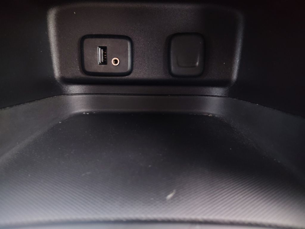 Used Car 2018 Chevrolet Equinox  Lt For Sale Under $10,000 In Austin, Texas