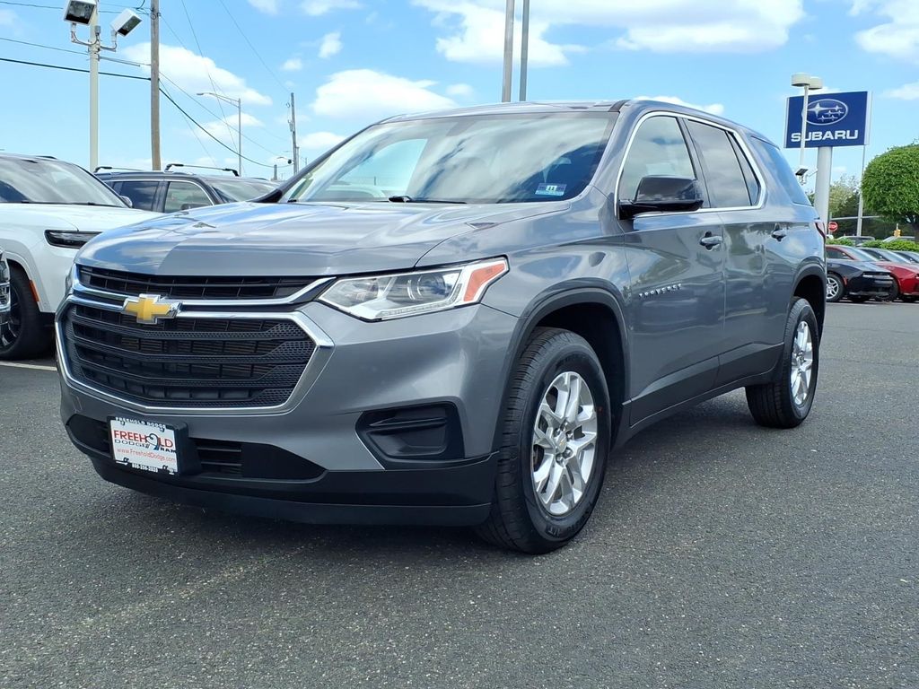 used 2020 Chevrolet Traverse car, priced at $17,300