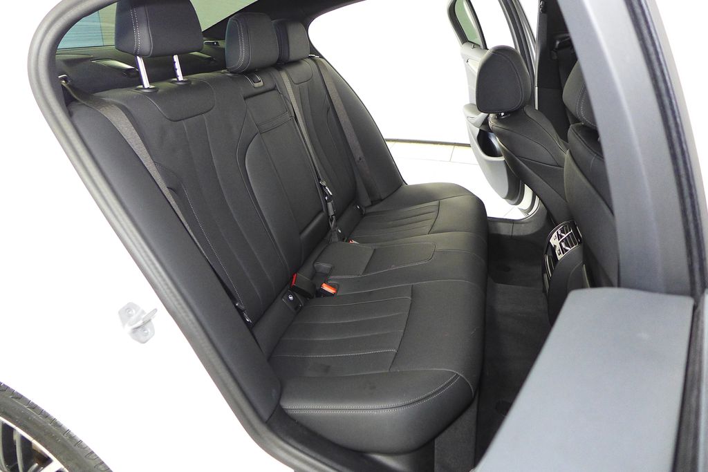 Thumbnail: 2023 BMW 5 Series - 19