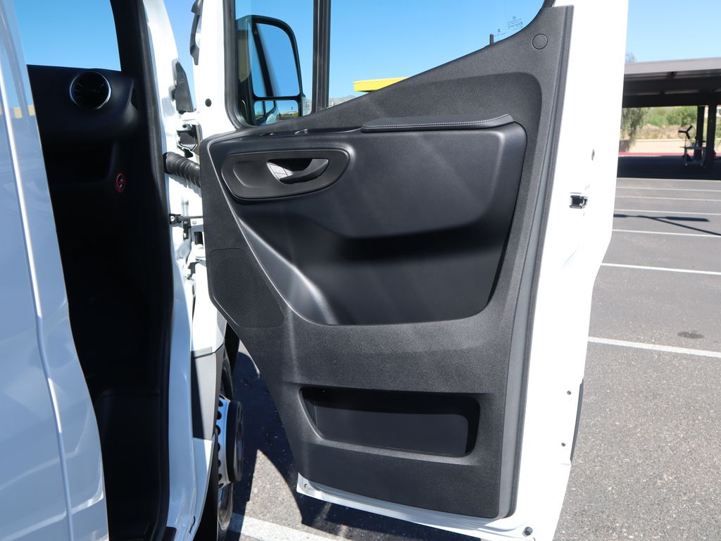 Thumbnail: 2026 Mercedes-Benz Sprinter - 22