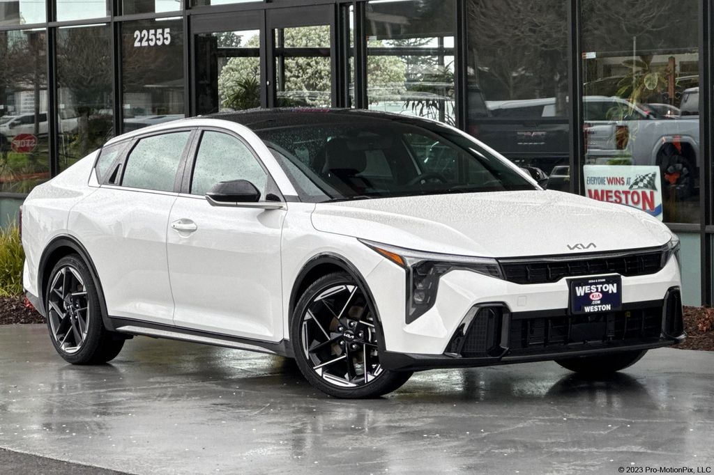 2025 Kia K4 GT-Line FWD