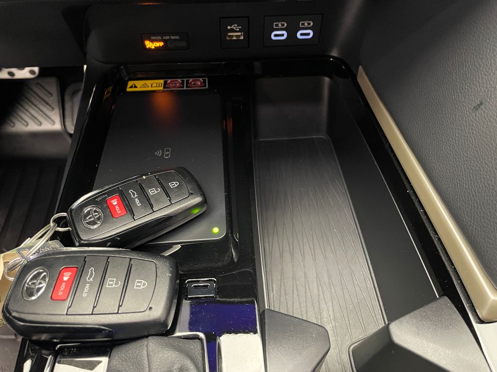 Thumbnail: 2025 Toyota Camry - 29