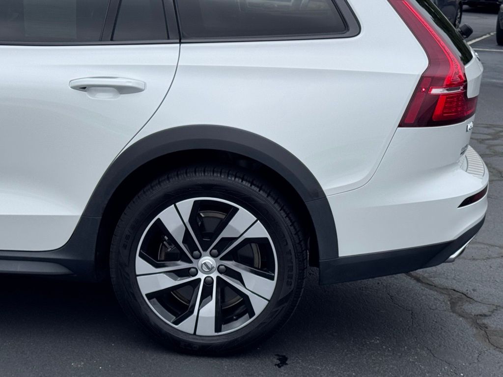 VolvoV60 Cross Country40