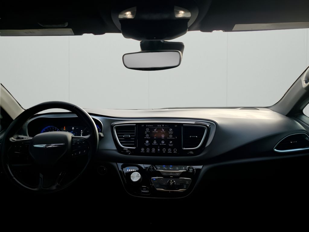 Used Car 2019 Chrysler Pacifica  Touring L Plus For Sale Under $20,000 In Austin, Texas