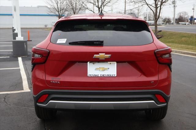 Thumbnail: 2026 Chevrolet Trax - 6