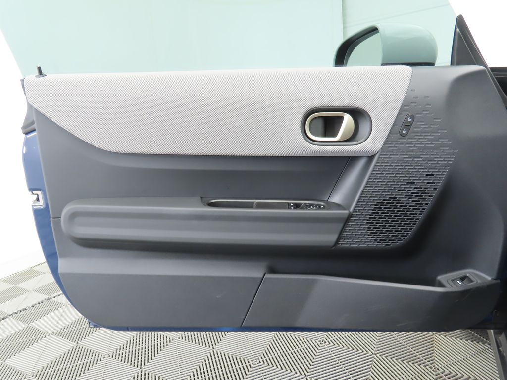 2025 MINI Cooper Hardtop 2 Door 24