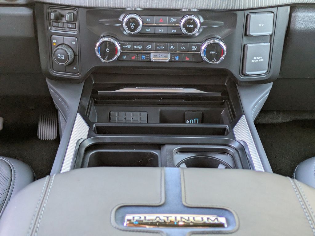 2026 Ford F-350 Super Duty Platinum