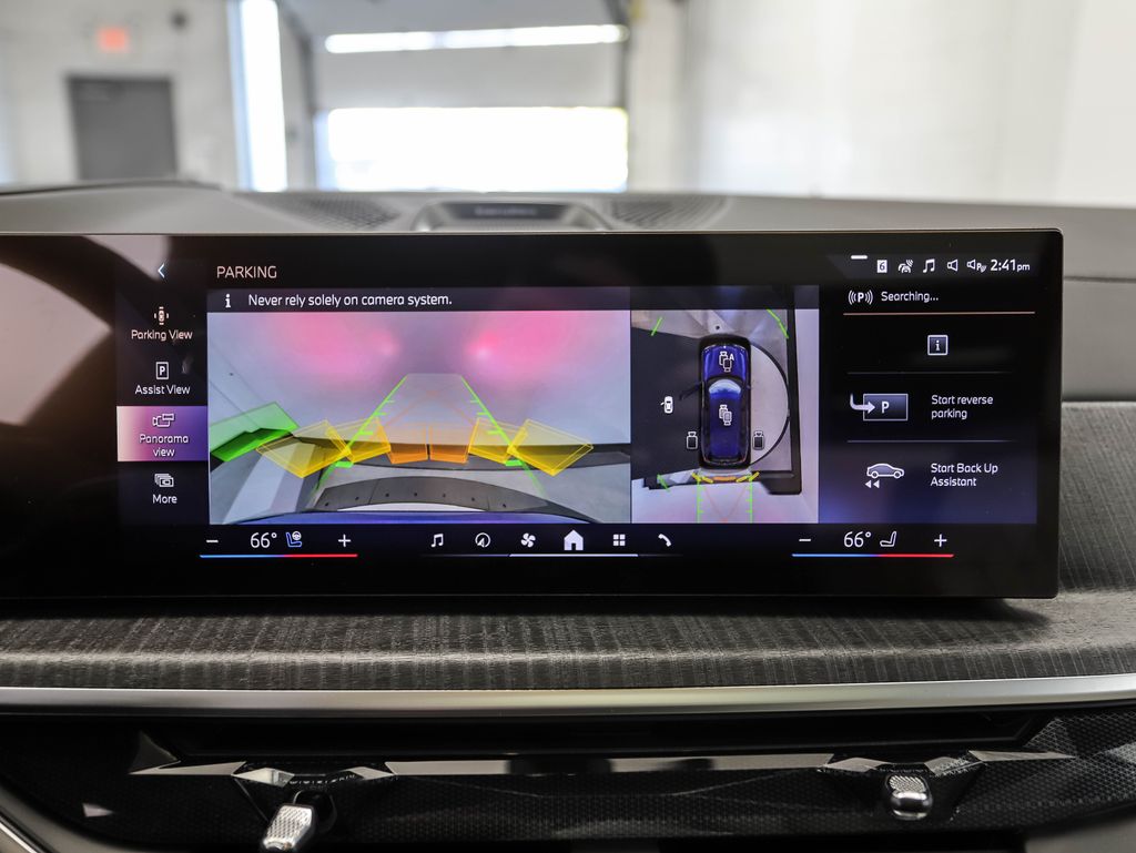 Thumbnail: 2026 BMW X7 - 24