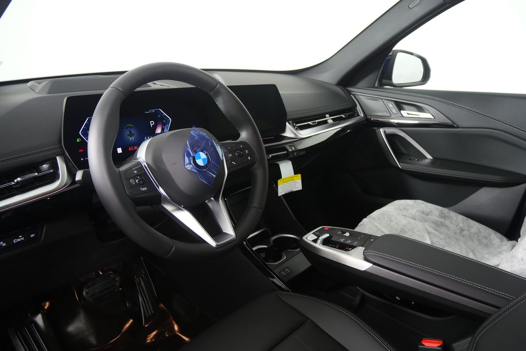 Thumbnail: 2026 BMW X1 - 13