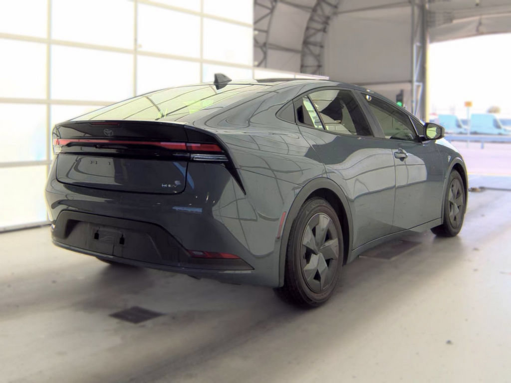 Used 2025 Gray Toyota LE image 4