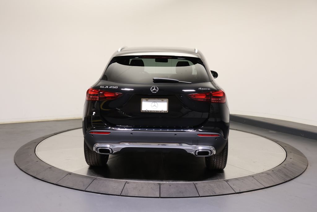 Thumbnail: 2026 Mercedes-Benz GLA - 6