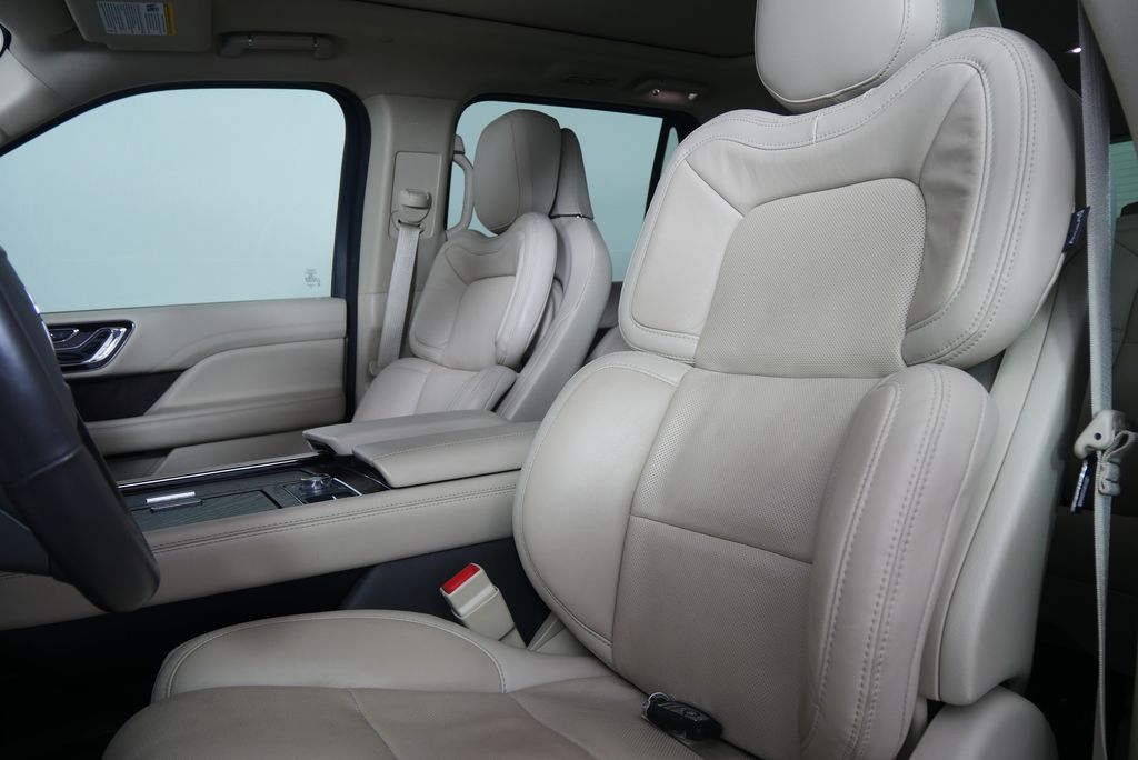 2020 Lincoln Navigator Reserve 12