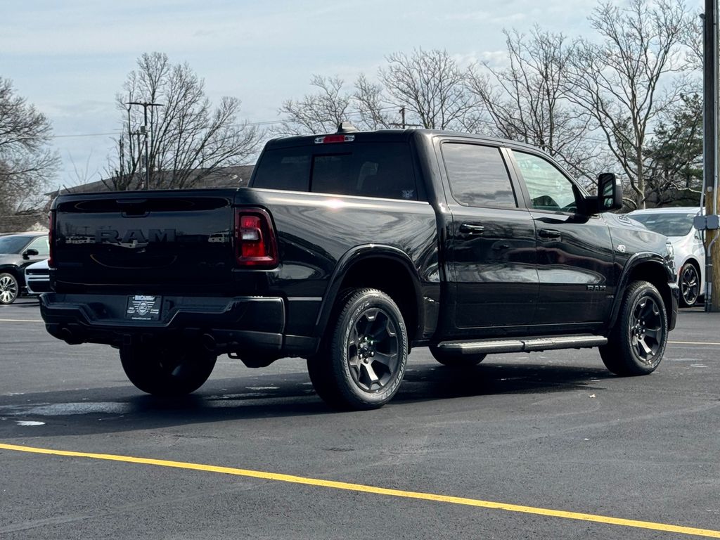 View vehicle photo 7