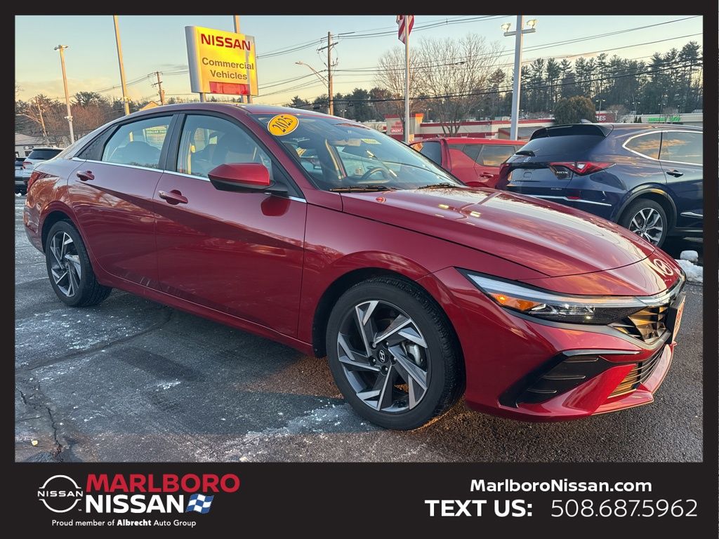 2025 Hyundai Elantra SEL Convenience FWD