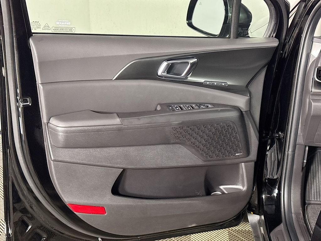 2027 Kia Carnival Hybrid SX Prestige