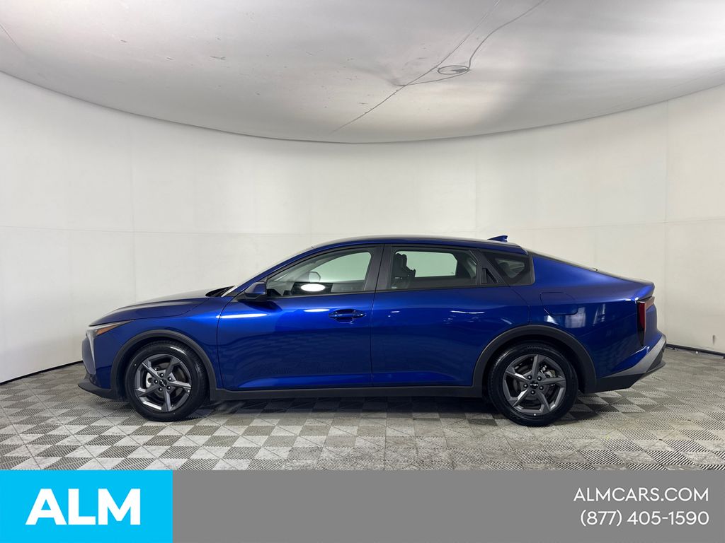 Used 2025 Blue Kia LXS image 11