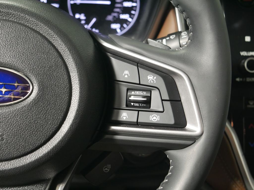 2021 Subaru Outback Touring 18