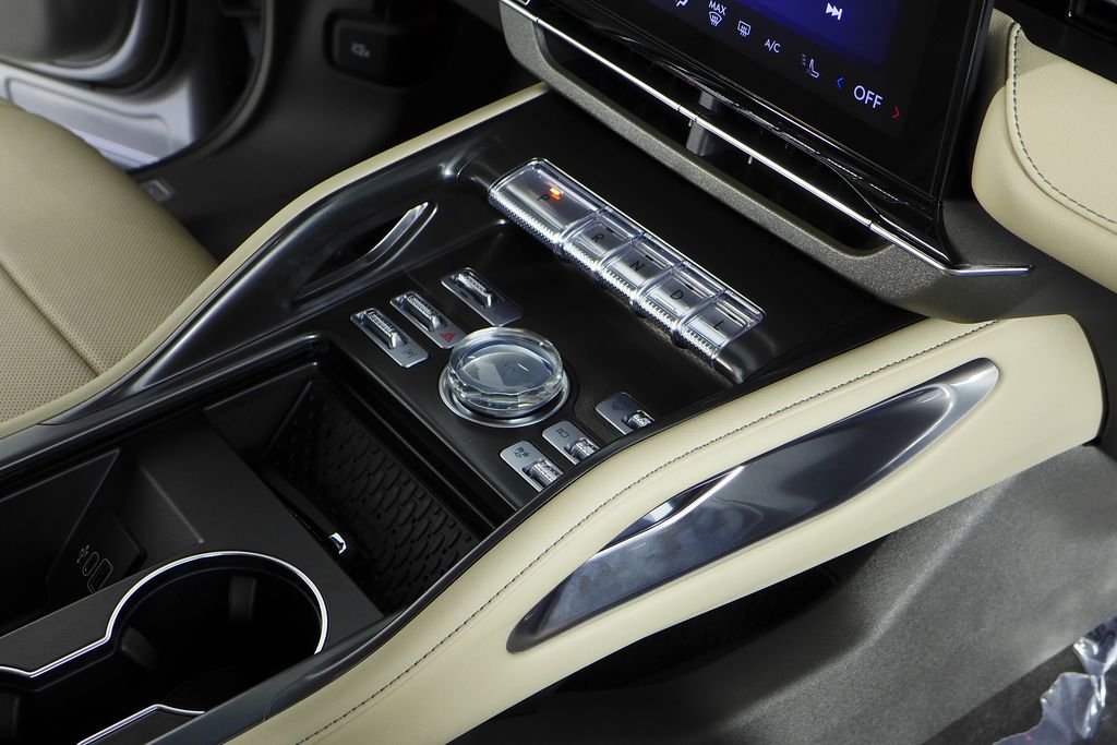 2024 Lincoln Nautilus Premiere 15